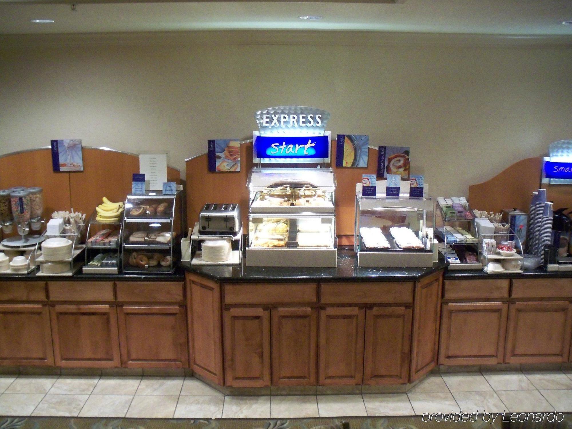 Holiday Inn Express Hotel And Suites Conroe By Ihg Zewnętrze zdjęcie